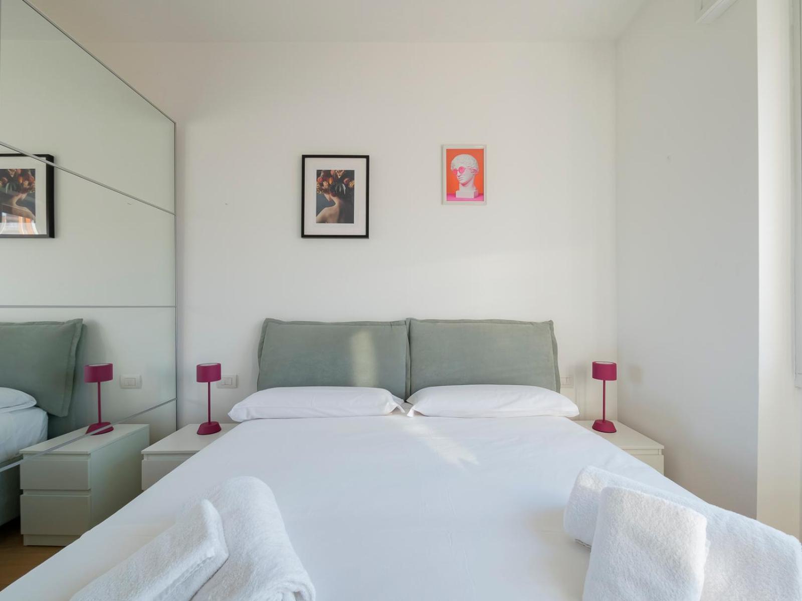 Loft Charme: Bilocale Con Balcone Milán